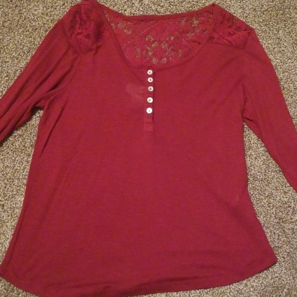 Maroon top